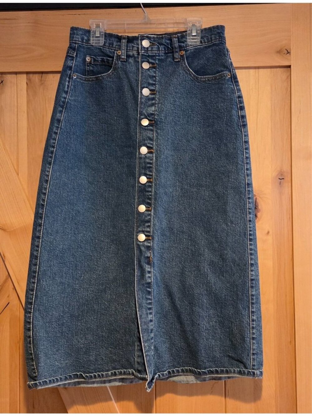 Women's Midi Blue Denim Skirt Size 2 Universal Threads Metal Button Front Slit - Picture 2 of 15